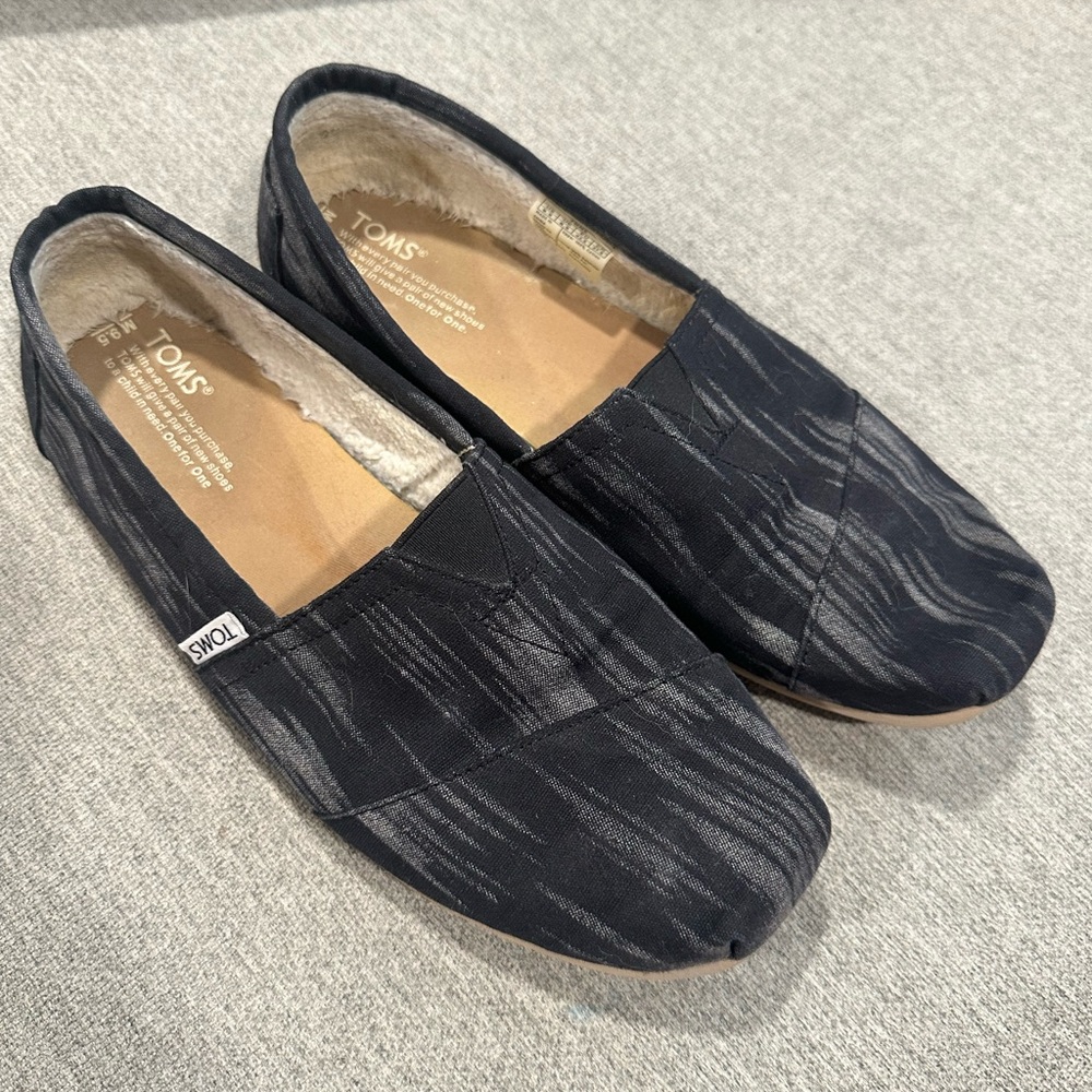 Toms Men's Black Patterned Loafers Fur Lined